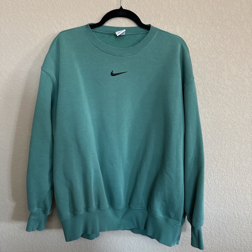 Nike Teal Crewneck Sweatshirt — Size M — Great Condition